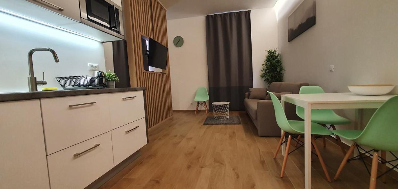 H4U Smart Deluxe Apartment Zagreb Exterior photo