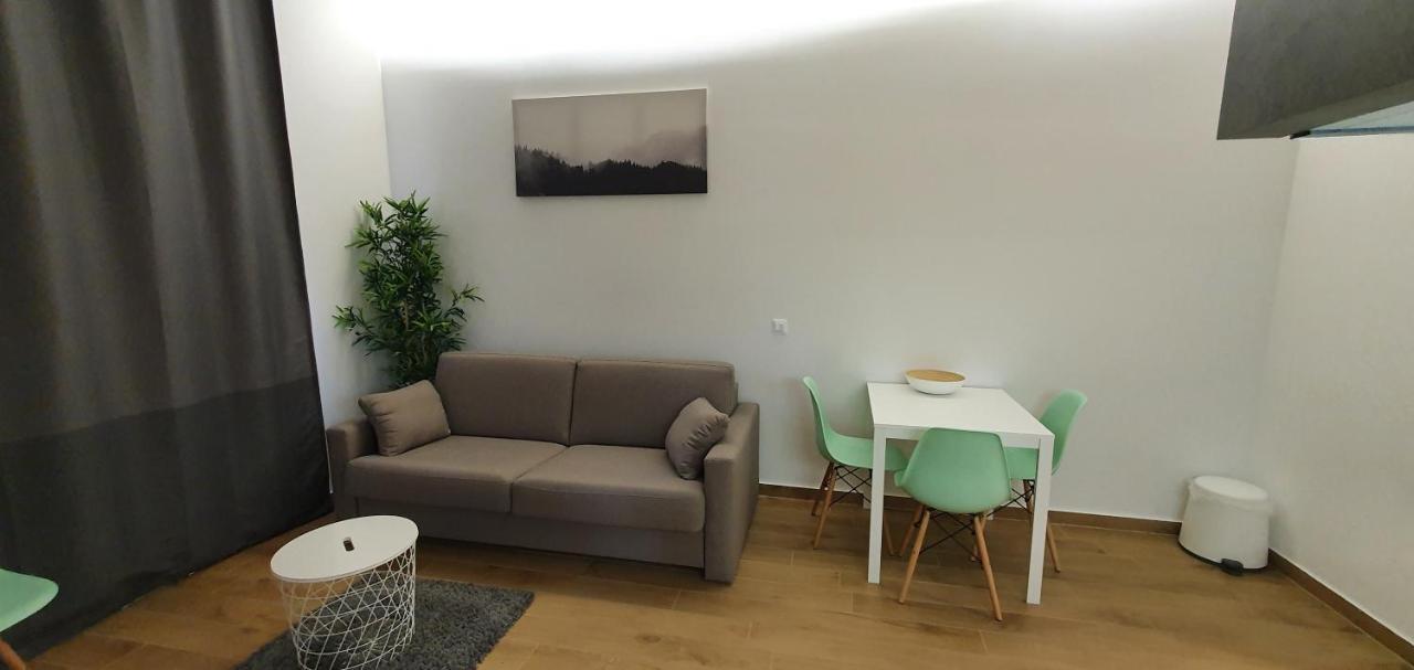 H4U Smart Deluxe Apartment Zagreb Exterior photo
